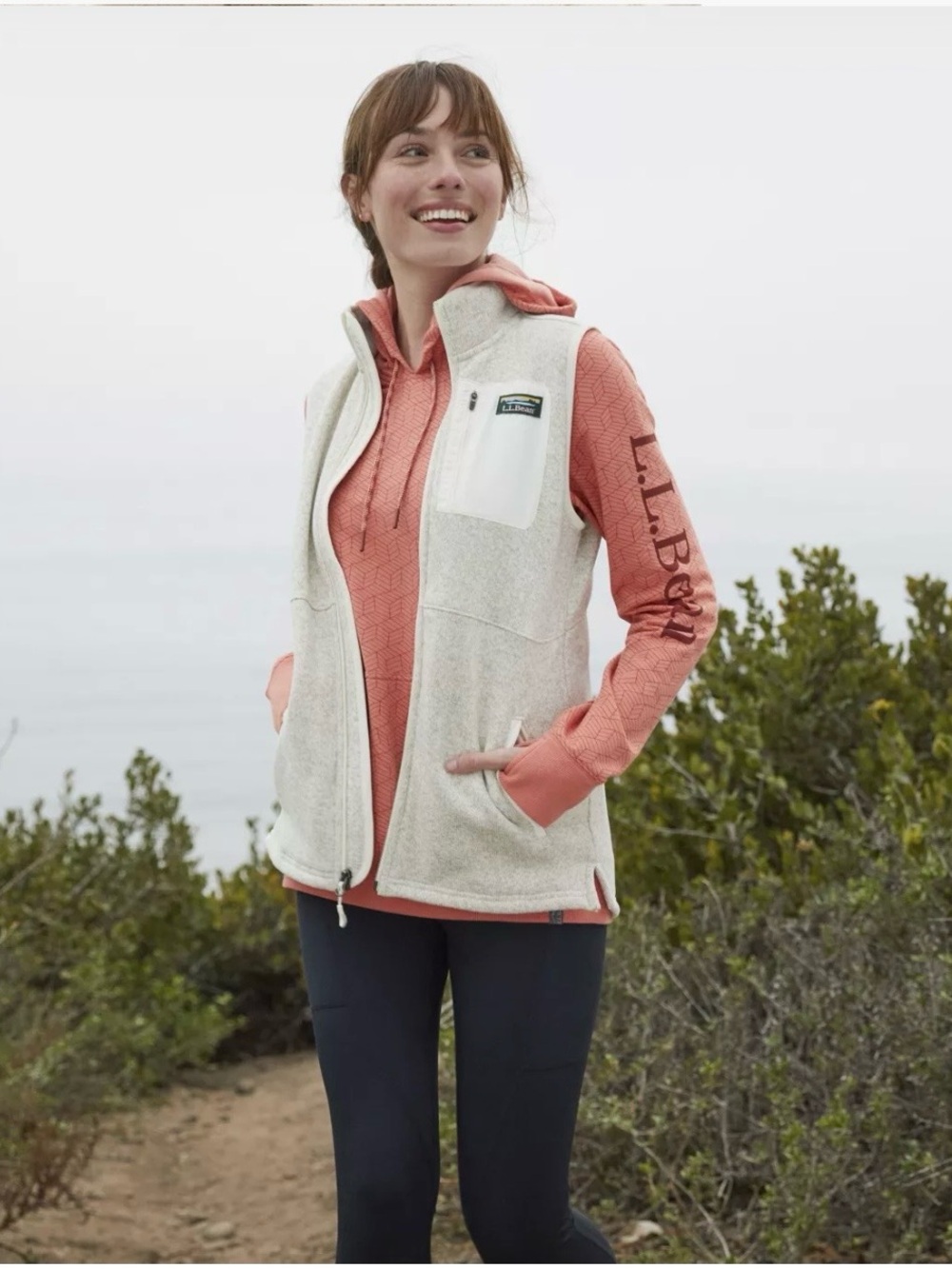 LL Bean Sweater Fleece Long Vest Women’s Medium Full Zip Color Sailcloth Cream